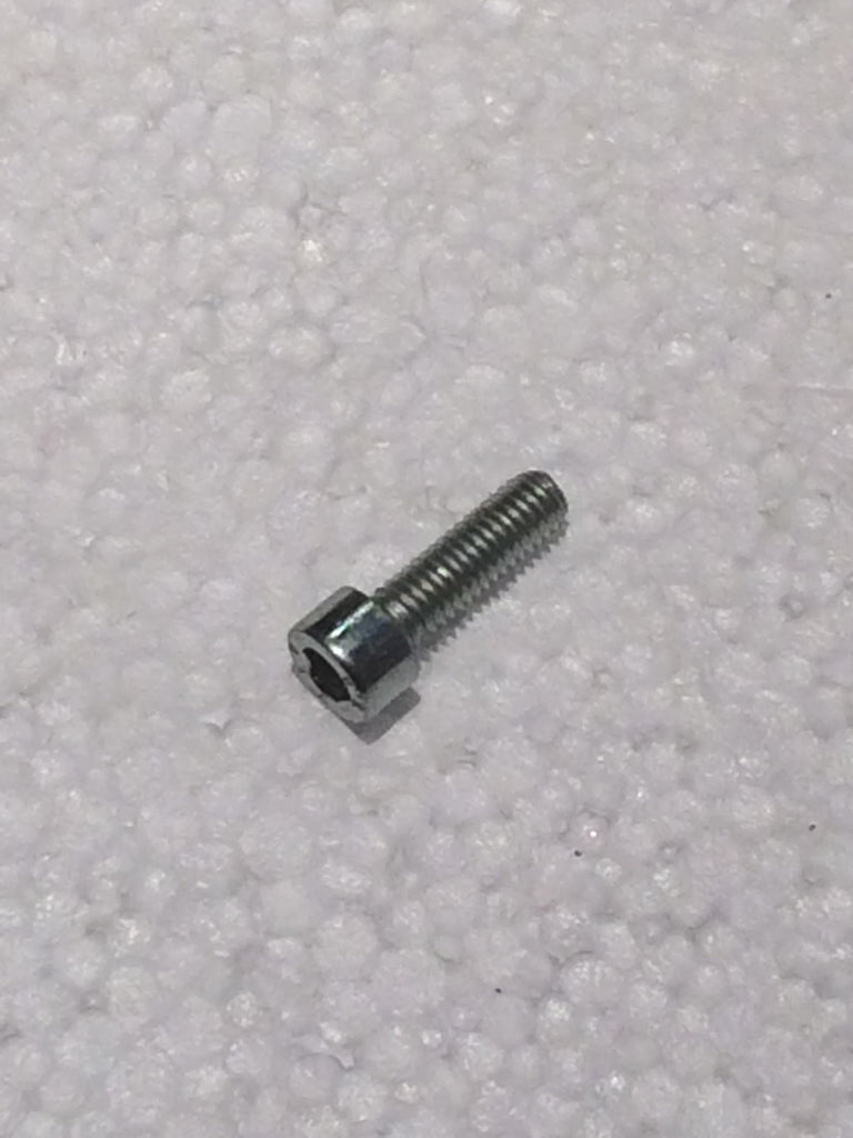 Modena KK2 125ccm Schraube M6x30mm Membrankasten