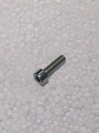 Modena KK2 125ccm Schraube M6x30mm Membrankasten
