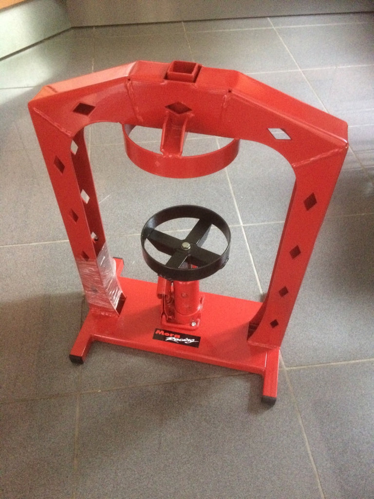 Hydraulisches Kartreifen Demontagegerät